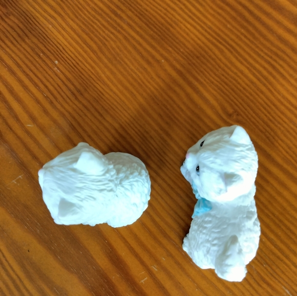 Sweet Porcelain Kitten Figurines -Boy & Girl - Picture 12 of 12